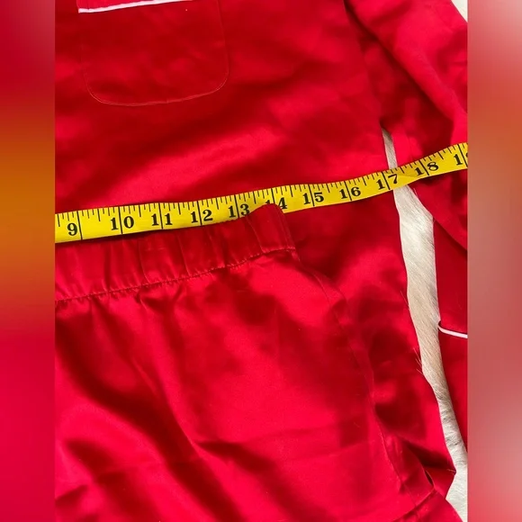 Victoria’s Secret Red Satin Pajama Set Small - Picture 13 of 16